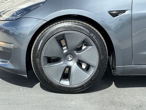 Used 2022 Tesla Model 3 Long Range image 24