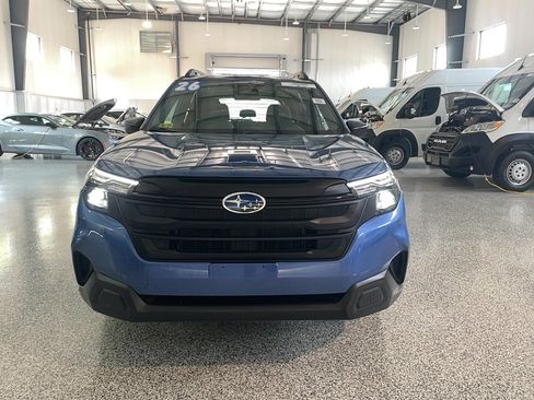 Used 2026 Subaru Forester AWD/4WD image 2