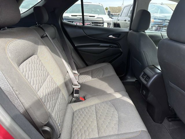 Used 2018 Chevrolet Equinox LT FWD image 12