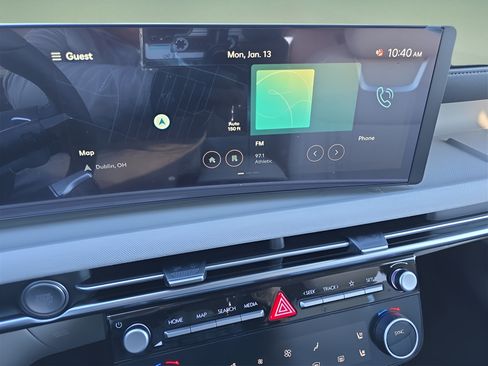 Certified 2025 Hyundai Tucson Limited FWD image 21