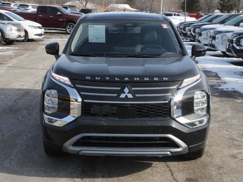 New 2026 Mitsubishi Outlander SE AWD/4WD image 2