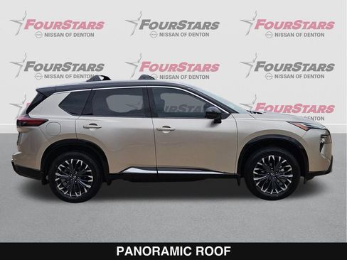 New 2026 Nissan Rogue Platinum AWD/4WD image 3