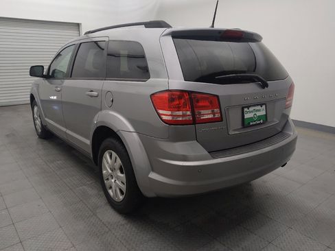 Used 2020 Dodge Journey SE image 5