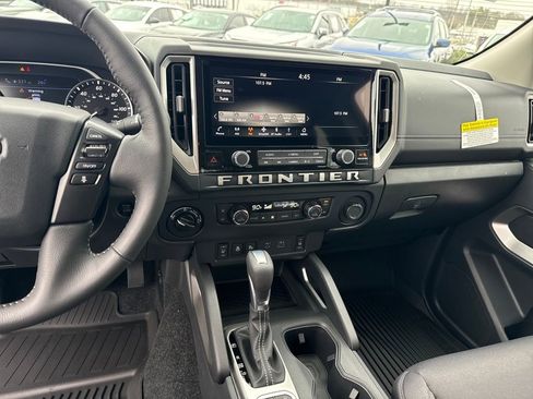 New 2026 Nissan Frontier SV w/ SV Convenience Package AWD/4WD image 18