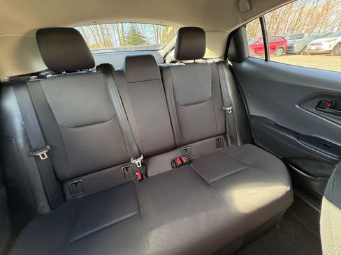 Used 2025 Toyota Prius LE image 33