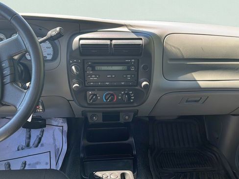Used 2011 Ford Ranger Sport w/ Bright Trim Group AWD/4WD image 10