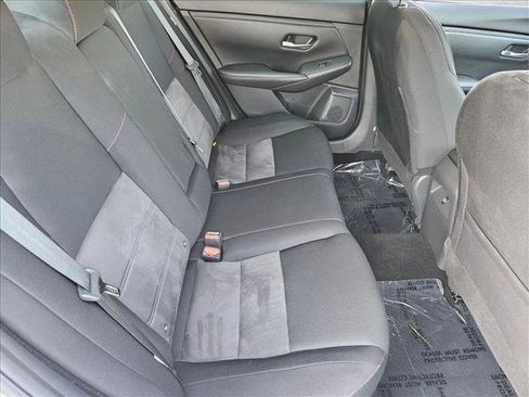 Certified 2025 Nissan Sentra SR image 23