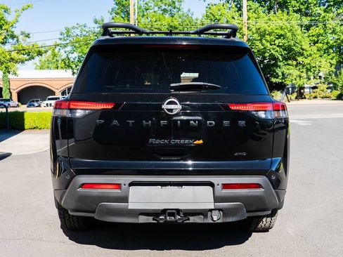 Used 2023 Nissan Pathfinder Rock Creek AWD/4WD image 5