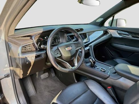 Used 2024 Cadillac XT6 Premium Luxury FWD image 28