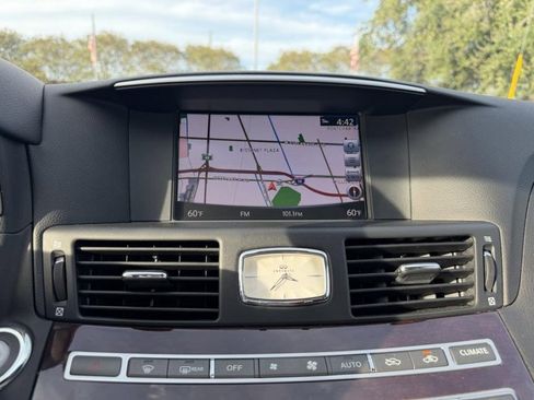 Used 2019 INFINITI Q70 Luxe w/ Proactive Package image 27