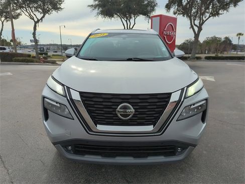 Certified 2021 Nissan Rogue SL w/ Premium Package image 10