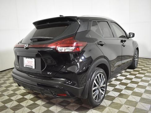Used 2021 Nissan Kicks SV w/ Interior Electronics Package image 4