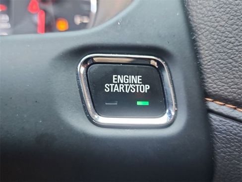 Used 2023 GMC Acadia AT4 w/ Technology Package image 18