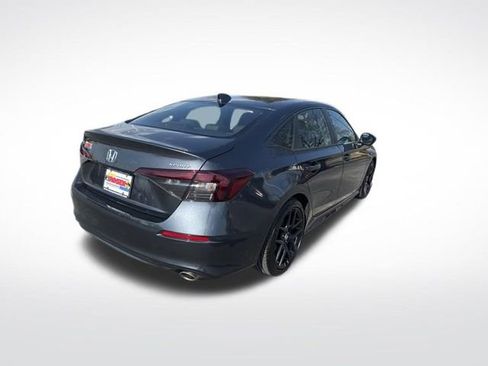 Used 2025 Honda Civic Sport image 5