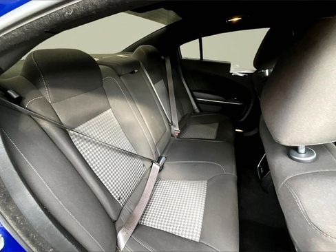 Used 2022 Dodge Charger R/T w/ Performance Handling Group image 27