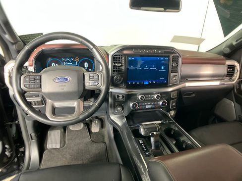 Certified 2022 Ford F150 Lariat w/ Equipment Group 502A High image 8