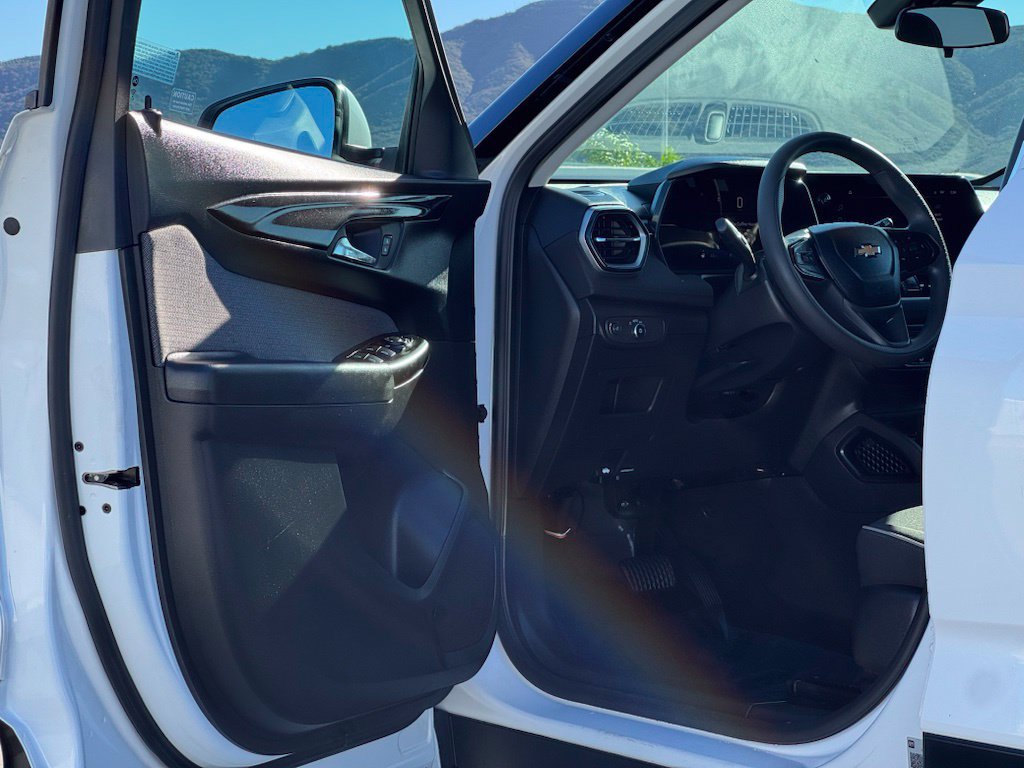 Used 2024 Chevrolet TrailBlazer LT FWD image 7