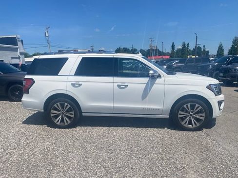 Used 2021 Ford Expedition Platinum AWD/4WD image 7