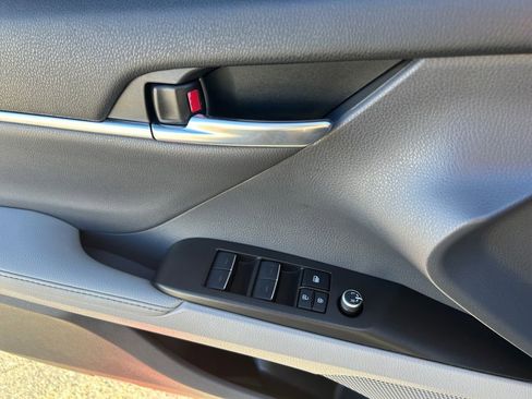 Used 2023 Toyota Camry XLE w/ Navigation Package FWD image 23