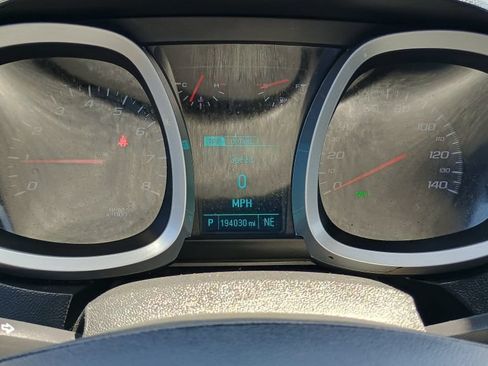Used 2016 Chevrolet Equinox LS FWD image 11