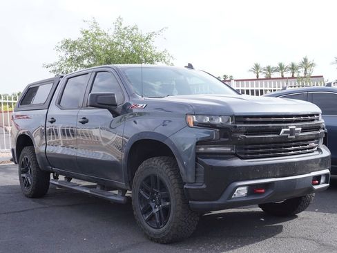 Certified 2021 Chevrolet Silverado 1500 LT Trail Boss image 3