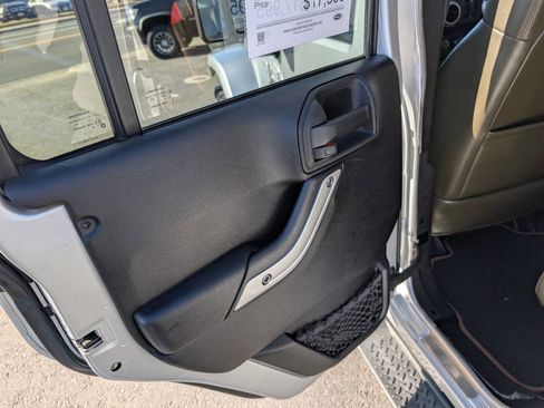 Used 2011 Jeep Wrangler Unlimited 70th Anniversary w/ Dual Top Group image 34