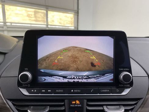 Used 2023 Nissan Altima 2.5 SV image 27