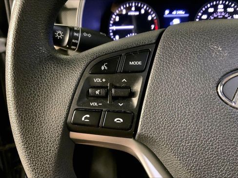 Used 2019 Hyundai Tucson SE FWD image 18