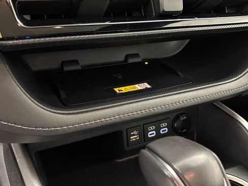 Used 2023 Toyota Highlander XSE FWD image 43