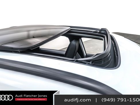 Used 2022 Audi Q4 e-tron Premium Plus w/ Premium Plus image 22