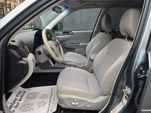 Used 2011 Subaru Forester 2.5X Premium image 5