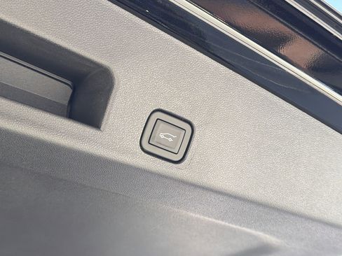 New 2026 Chevrolet Traverse RS image 20