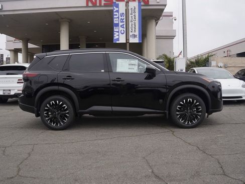 New 2026 Nissan Rogue Dark Armor FWD image 3