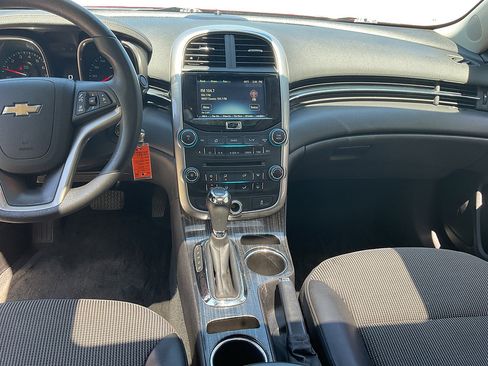 Used 2014 Chevrolet Malibu LT FWD image 12