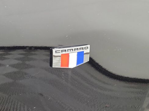 Used 2016 Chevrolet Camaro SS image 8