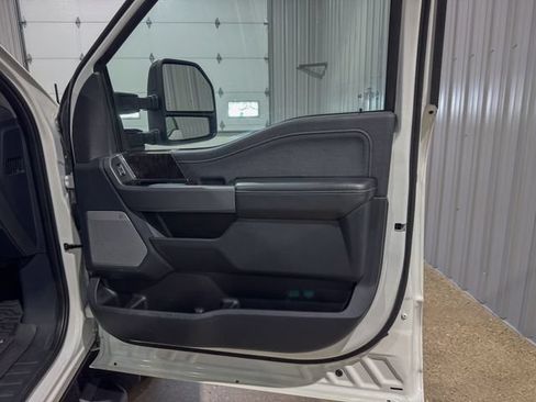 Used 2024 Ford F250 Lariat w/ Lariat Ultimate Package AWD/4WD image 23