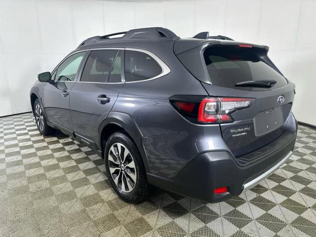 Used 2025 Subaru Outback Limited AWD/4WD image 5