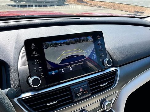 Used 2021 Honda Accord LX image 13