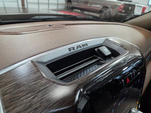 Used 2019 RAM 3500 Laramie AWD/4WD image 65