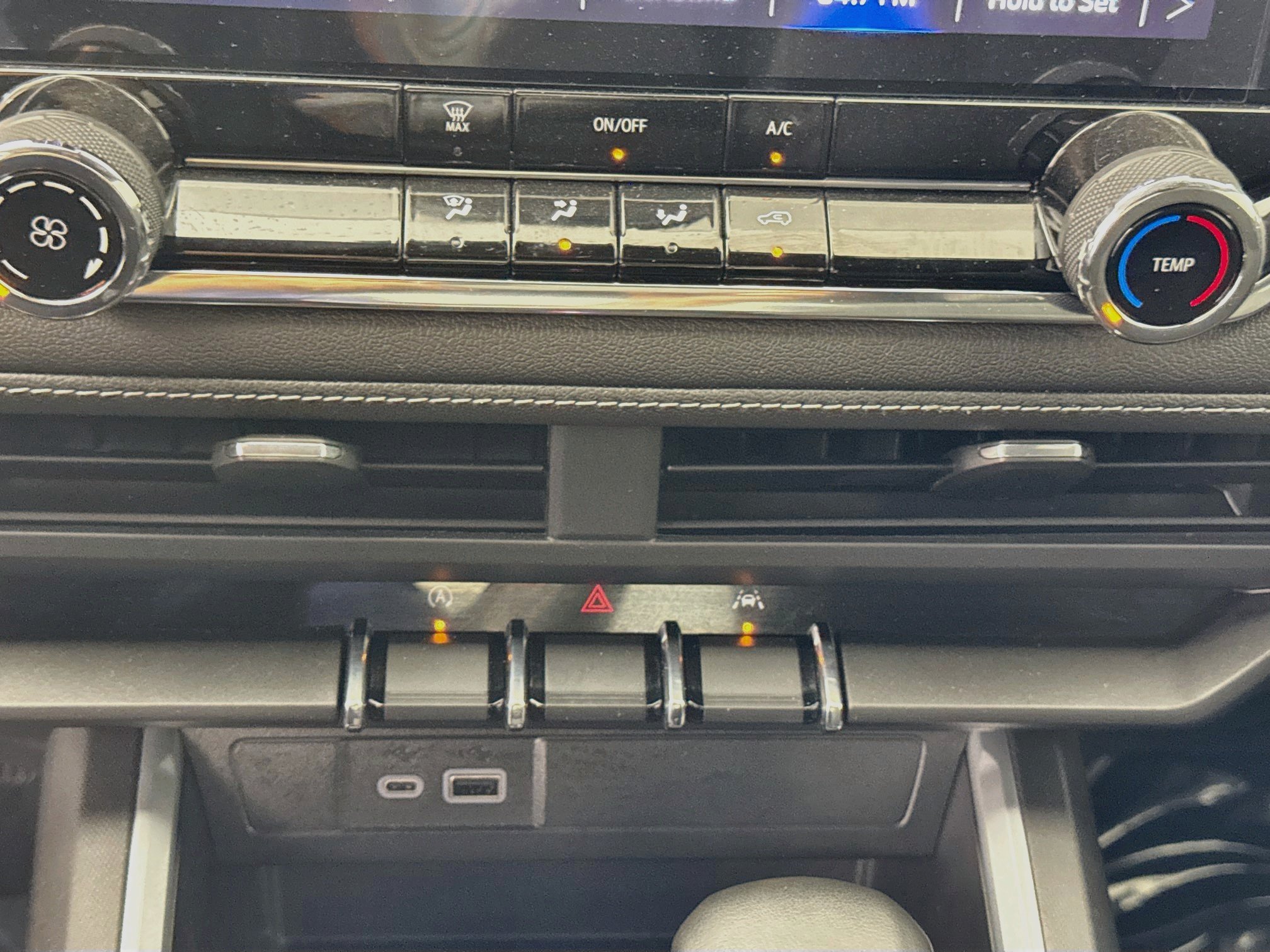 Used 2023 Chevrolet Colorado LT RWD image 18