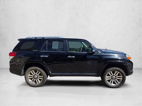 Used 2011 Toyota 4Runner Limited AWD/4WD image 4