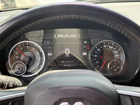 Used 2022 RAM 1500 Lone Star AWD/4WD image 18