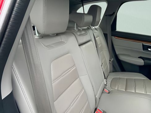 Used 2020 Honda CR-V Touring image 9