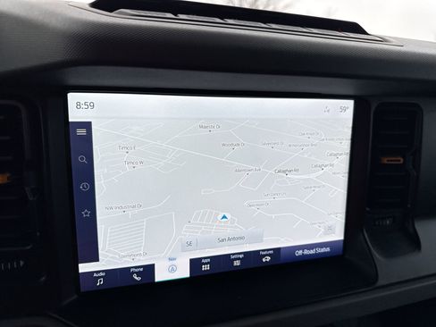 Used 2023 Ford Bronco Badlands image 12