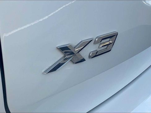 Used 2024 BMW X3 sDrive30i w/ Convenience Package w/ZPA RWD image 9