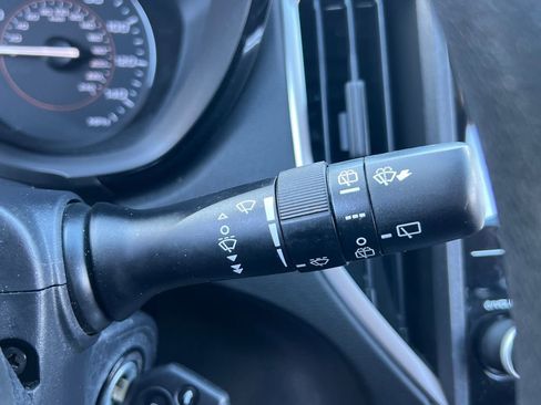 Used 2023 Subaru Crosstrek 2.0i AWD/4WD image 27