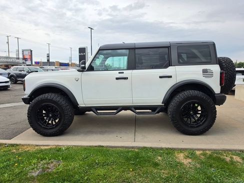 Used 2021 Ford Bronco Badlands AWD/4WD image 8