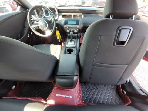 Used 2010 Chevrolet Camaro LT RWD image 26