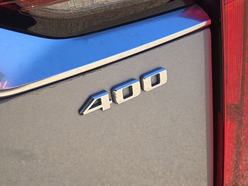 Used 2024 Cadillac XT6 Premium Luxury image 13