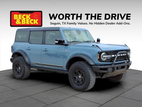 Used 2021 Ford Bronco First Edition image 3
